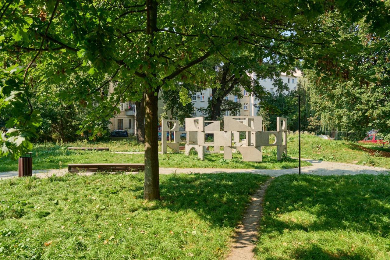Nowoczesny Apartament Z Balkonem I Parkingiem W Centrum Wroclawia By Noclegi Renters Exterior photo